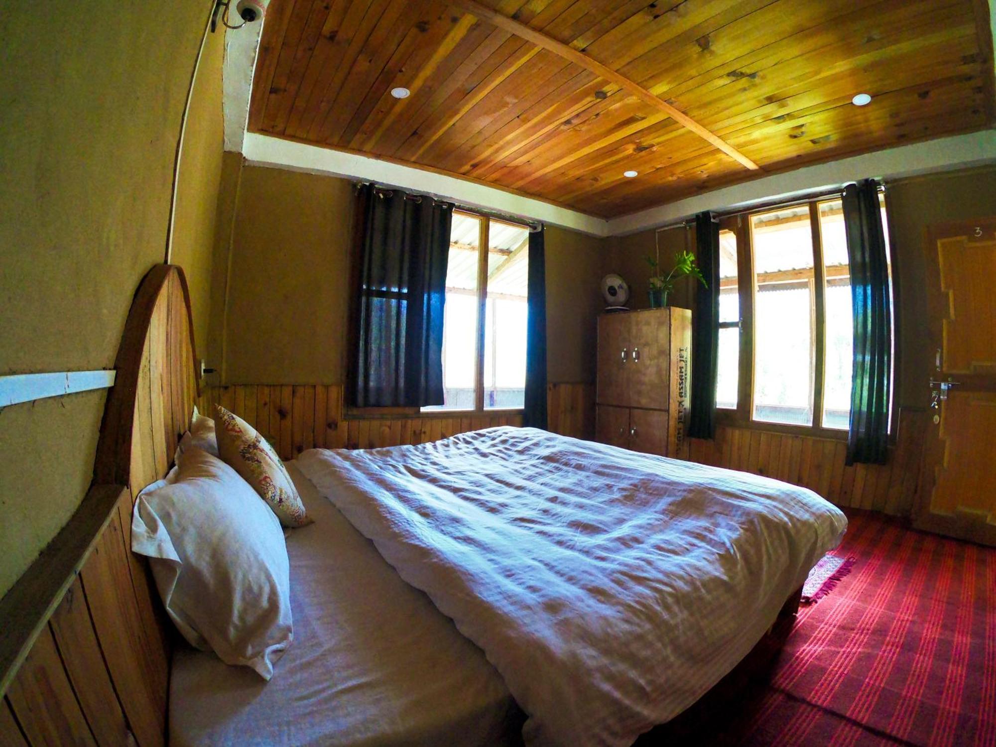 Tirthan Ecostay Gushaini Exterior foto